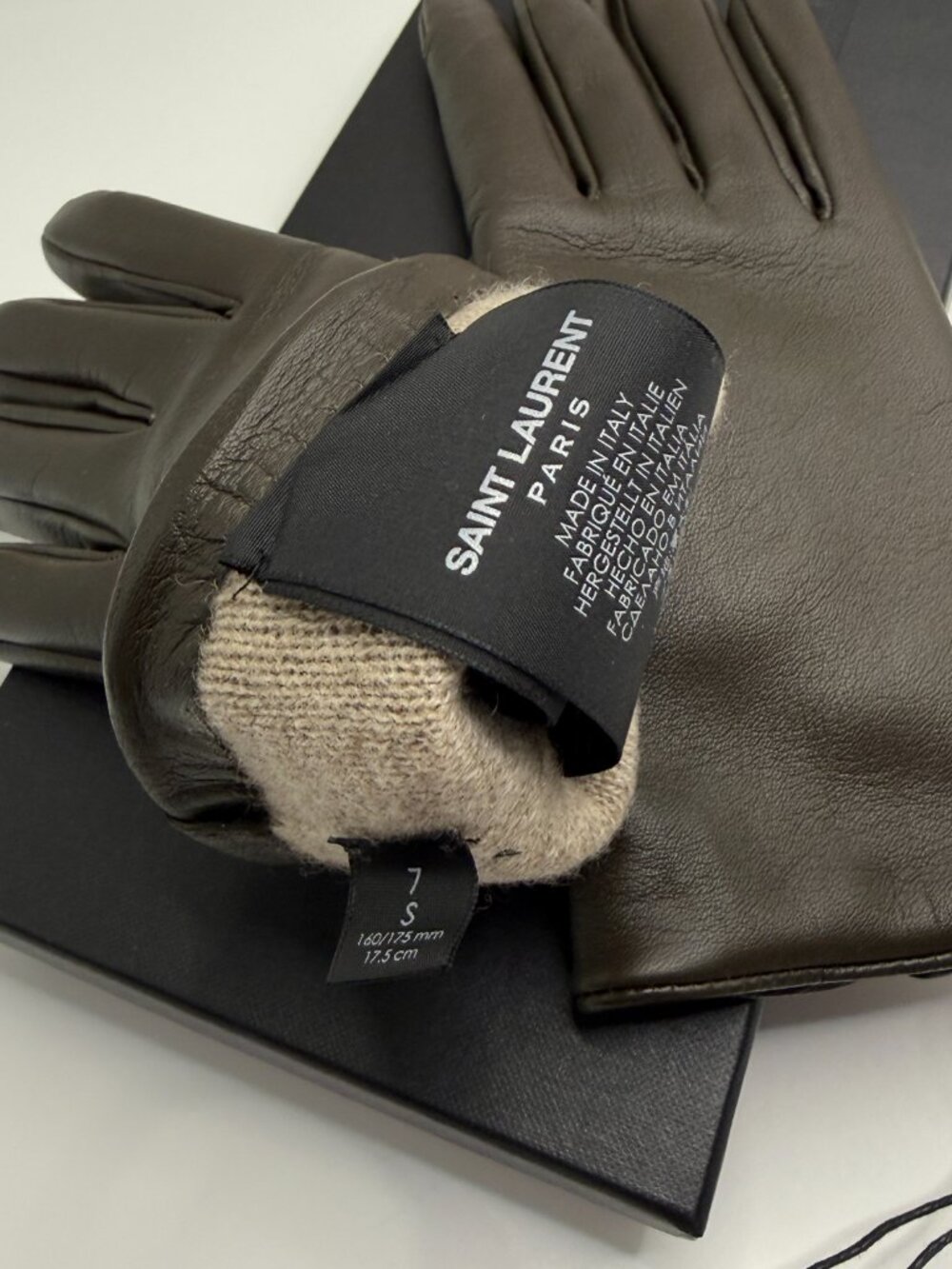 NWT YSL GLOVES GREEN SIZE 7 SMALL LEATHER CASSANDRA - Picture 3 of 6